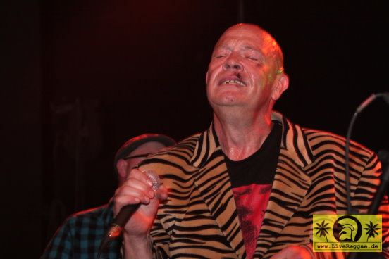 Bad Manners (UK) 19. Potsdamer Ska Festival - Lindenpark Potsdam 10. Juli 2009 (3).jpg